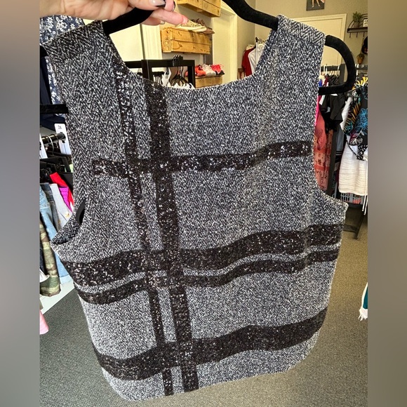 Banana Republic Dressy Zip Tank Size 12 - Picture 1 of 7